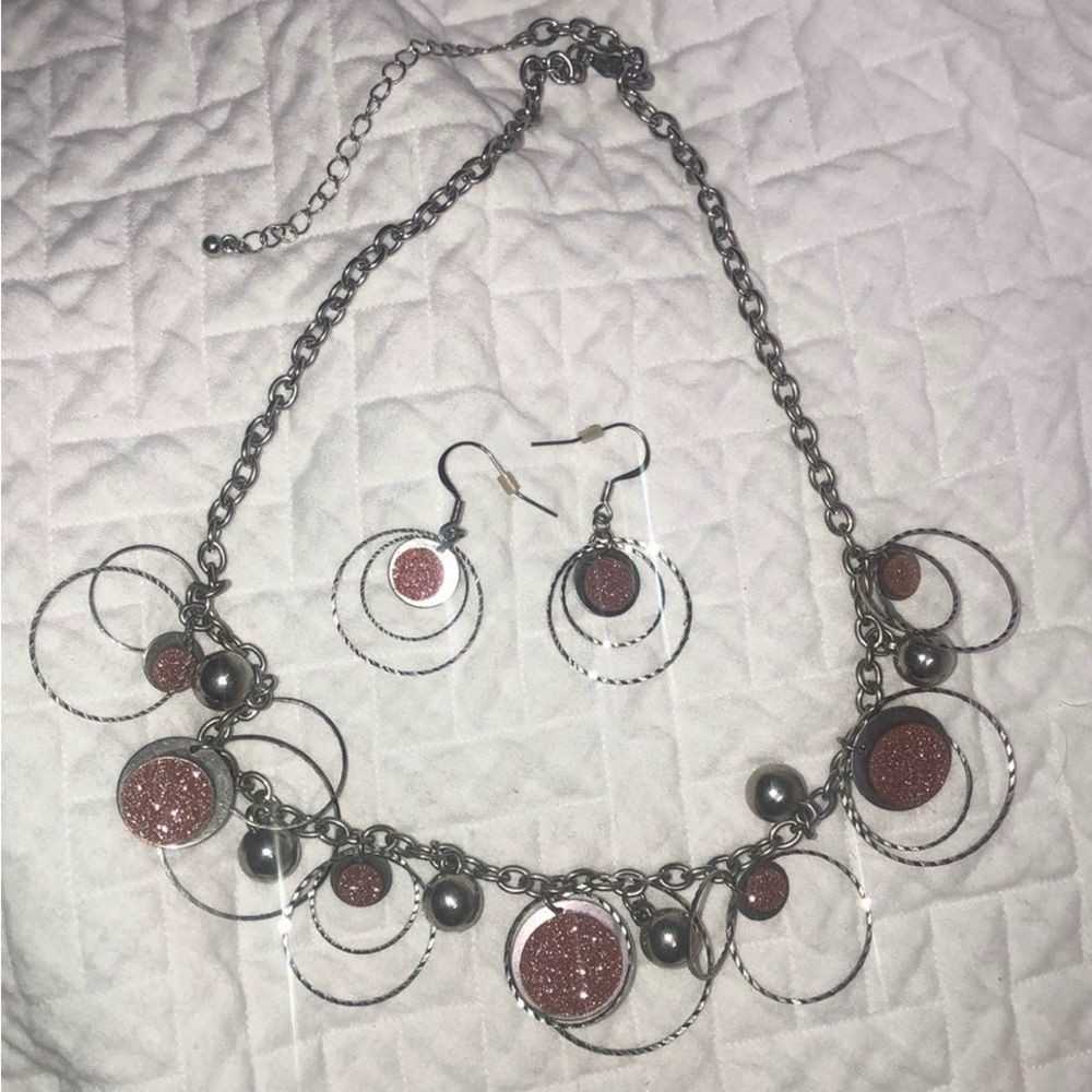 Elegant Silver and Pink Circle Pendant Necklace and Earring Set